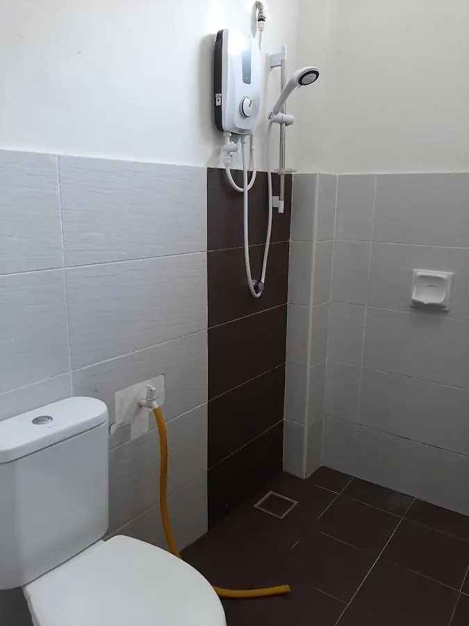 5Room Home2Stay Hayyan Muslim Pool ملقا بيت للعطل
