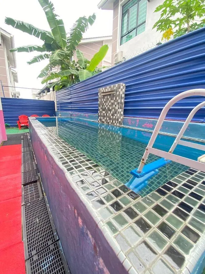 5Room Home2Stay Hayyan Muslim Pool ملقا